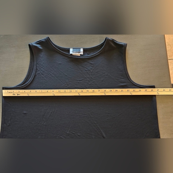 Maggie Barnes Women's Tank Size 4X - Picture 7 of 9